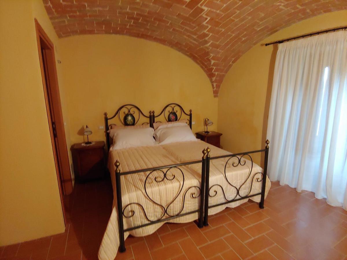 Castello di Fagnano -Albergo Diffuso&SPA Fagnano Alto Esterno foto